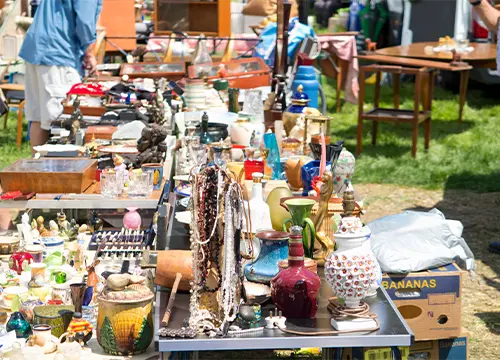 Estate Sale vs. Garage Sale: Which Is Right for You?